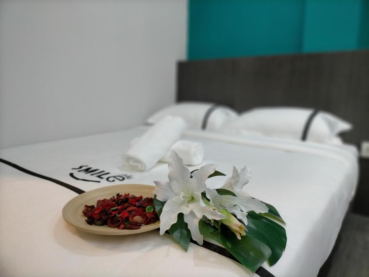Smile Hotel Petaling Jaya Ss2 Ngoại thất bức ảnh